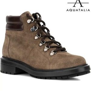 Aquatalia liviana women’s boots size 8 never worn